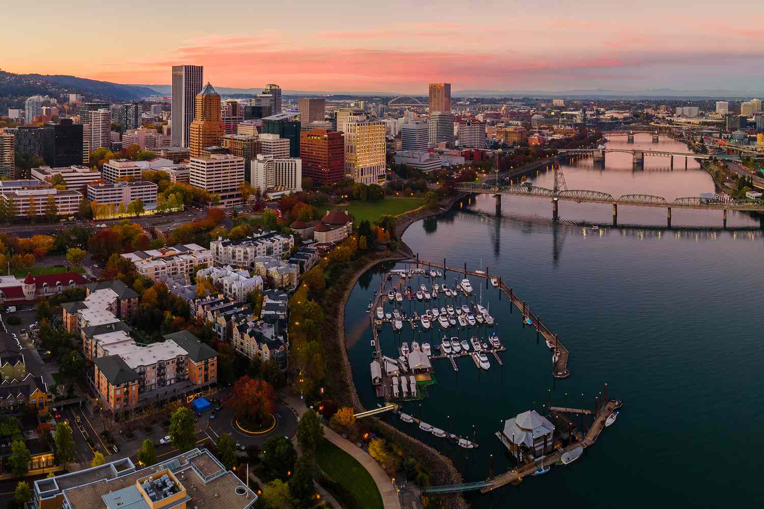 Portland, OR city skyline